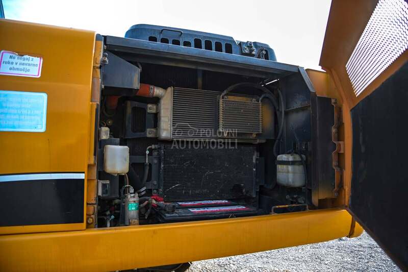 Case CX240B