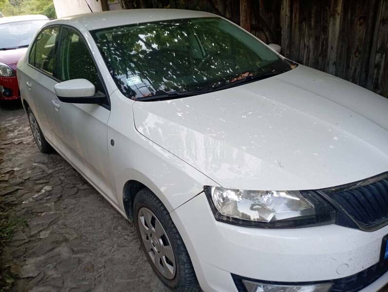 Škoda Rapid 