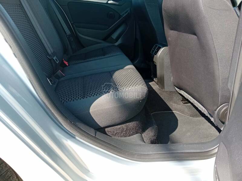 Volkswagen Golf 6 1.6 TDI