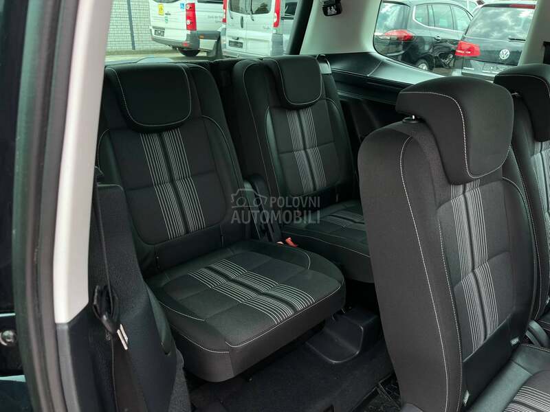 Volkswagen Sharan 2.0 TDI 7MESTA CH