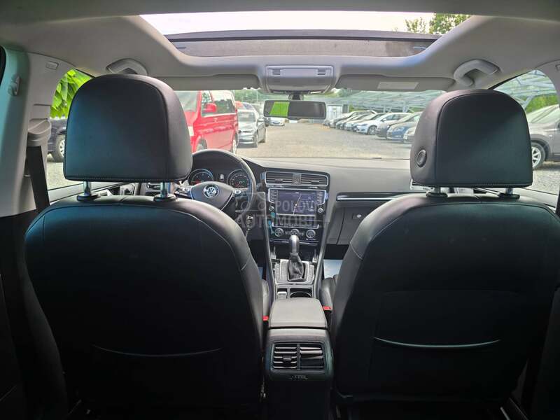 Volkswagen Golf 7 1.6 TDI PANO
