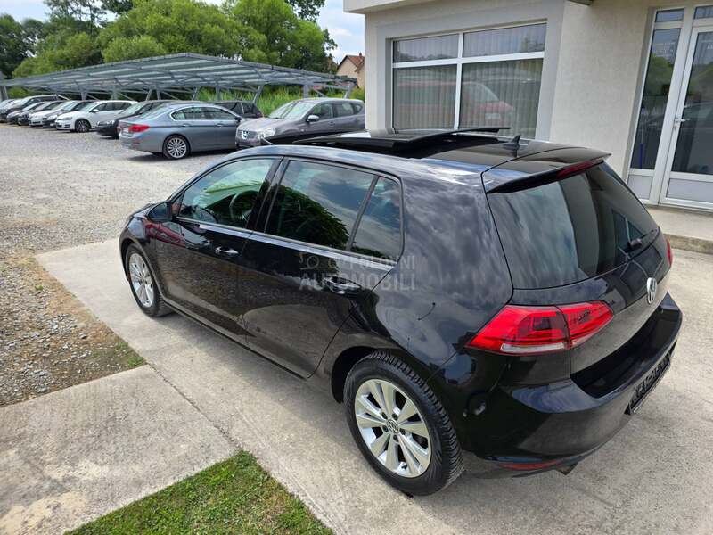 Volkswagen Golf 7 1.6 TDI PANO