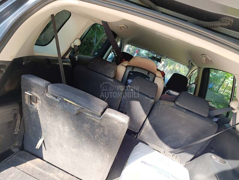 Mazda 5 2.0i re g
