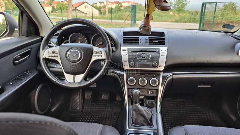Mazda 6 1.8 i