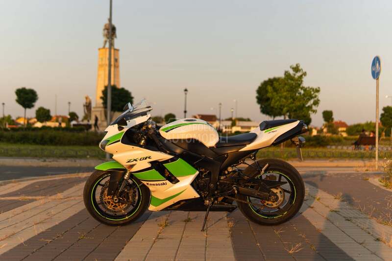 Kawasaki ZX6R NINJA ZX6R