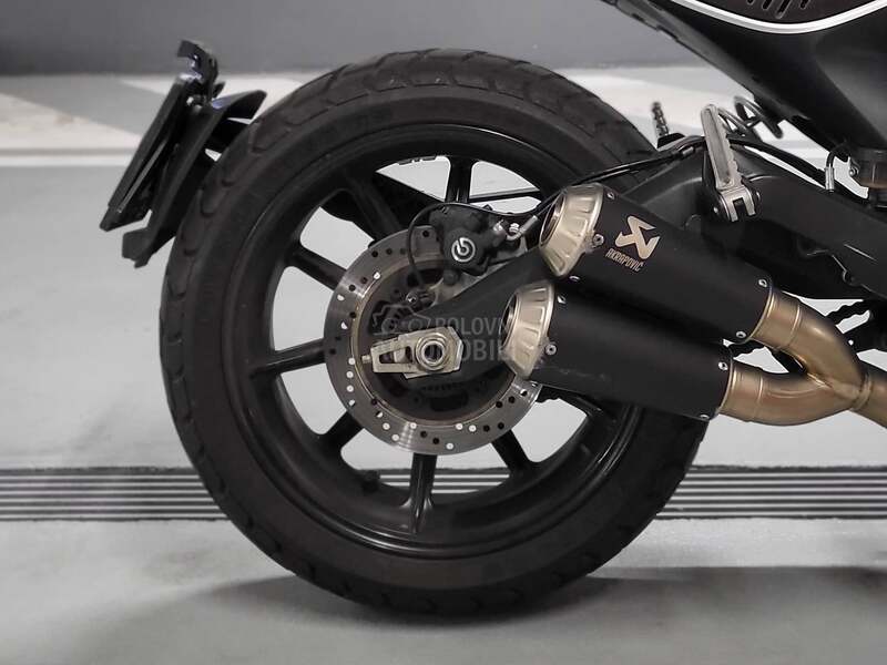 Ducati Scrambler 800 Icon Dark