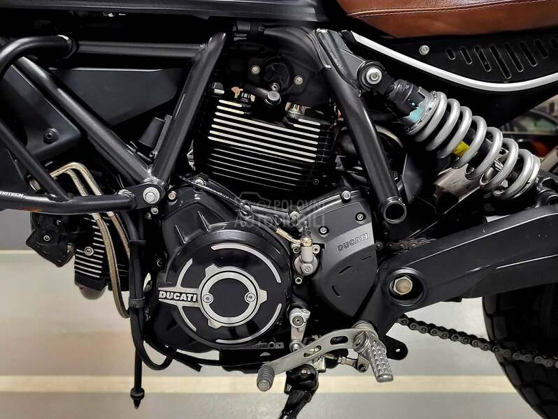 Ducati Scrambler 800 Icon Dark