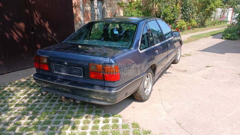 Opel Senator 