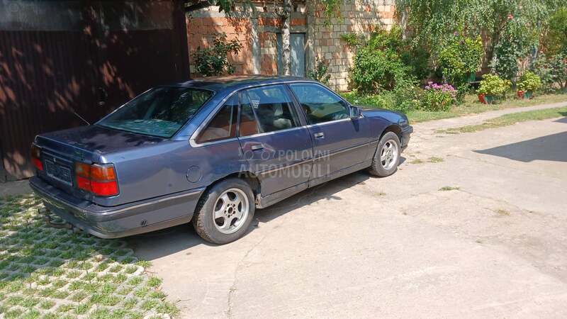 Opel Senator 