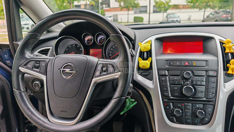 Opel Astra J Turbo