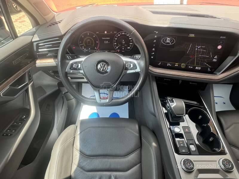 Volkswagen Touareg 3.0 V6 TDI