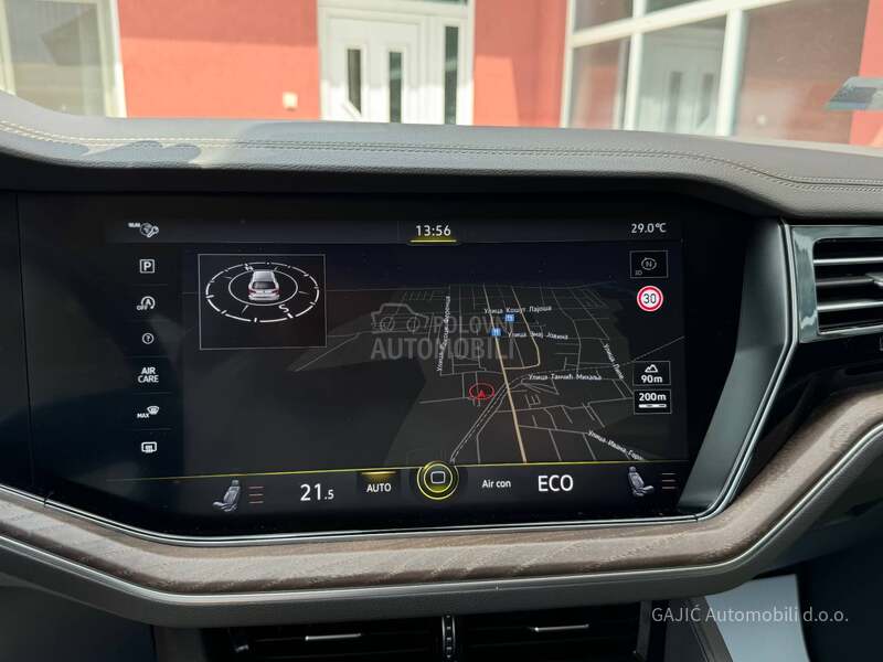Volkswagen Touareg 3.0 V6 TDI