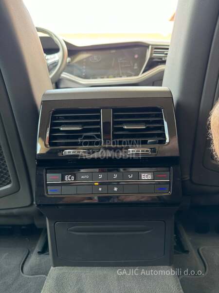 Volkswagen Touareg 3.0 V6 TDI