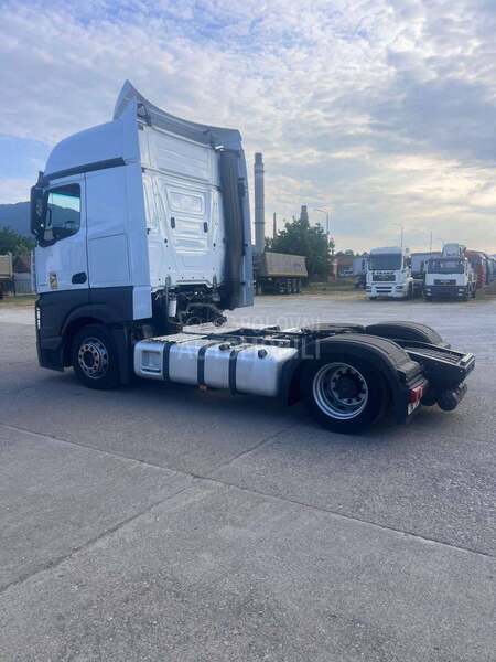 Mercedes Benz Actros 1845 LowLiner