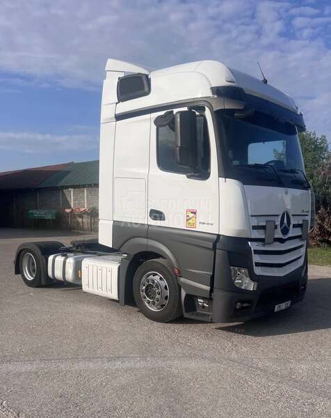 Mercedes Benz Actros 1845 LowLiner