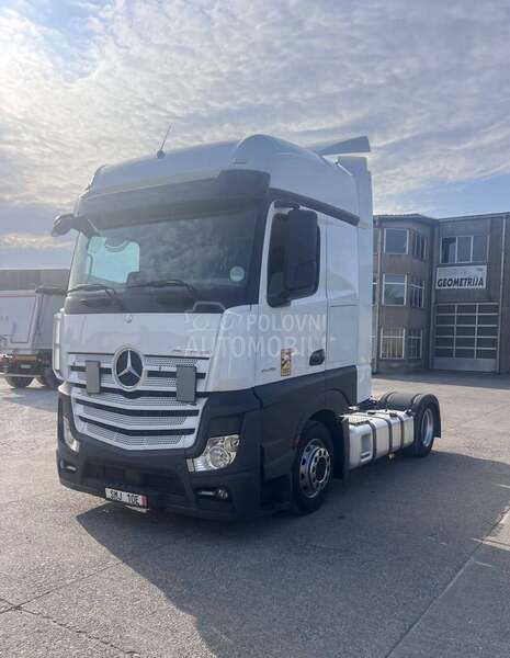 Mercedes Benz Actros 1845 LowLiner