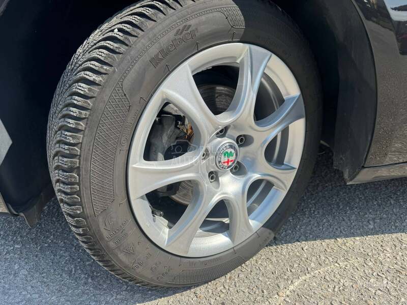 Alfa Romeo Giulietta 1.4i TNG