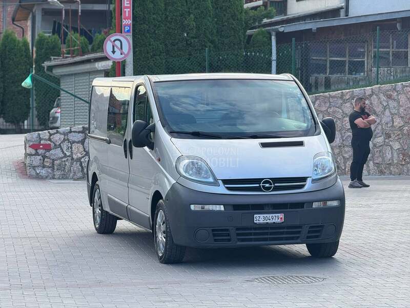 Opel Vivaro ch