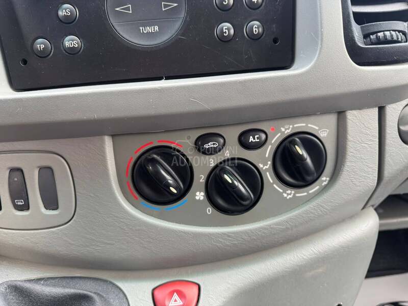 Opel Vivaro ch