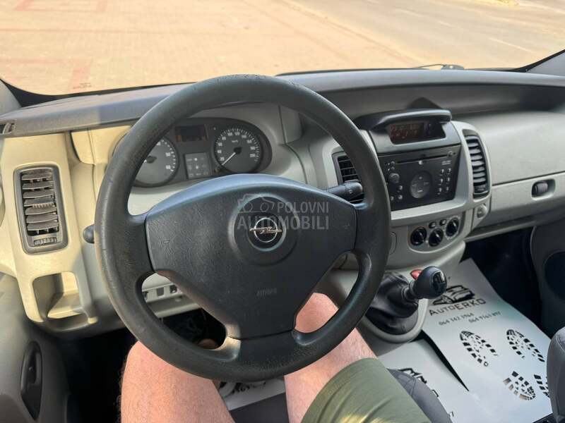 Opel Vivaro ch