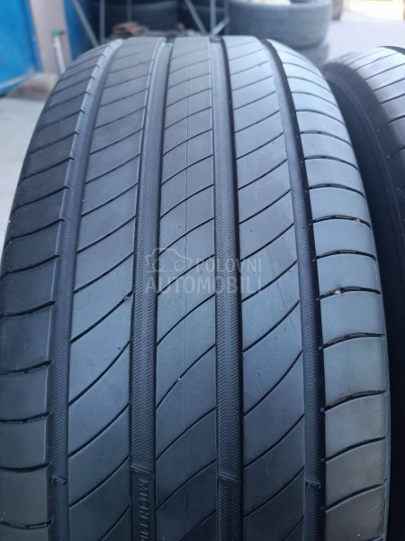 Michelin 215/55 R17 Letnja