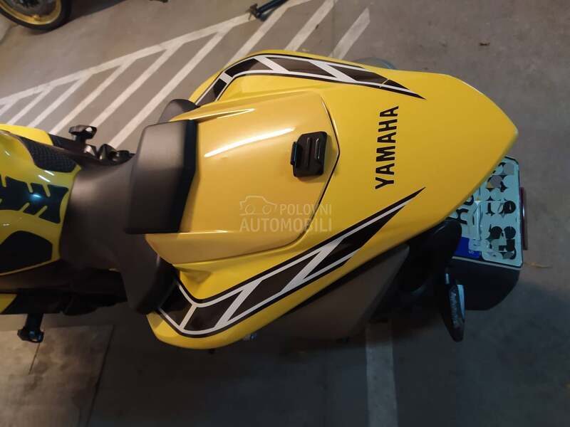 Yamaha R1