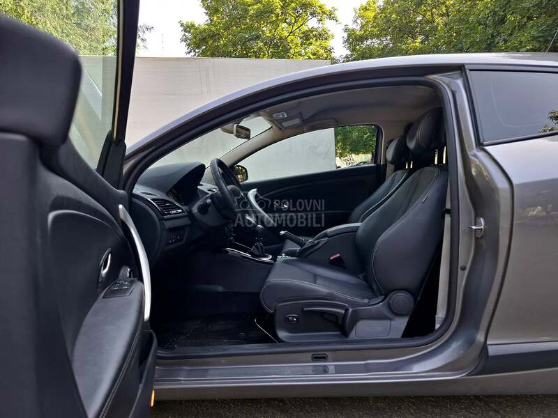 Renault Megane 1.9DCI BOSE EDITION