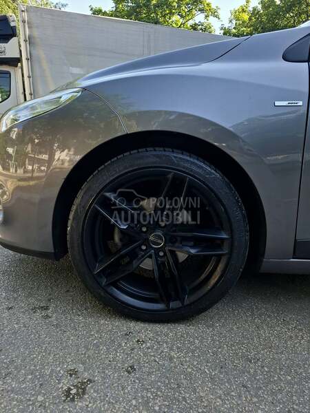 Renault Megane 1.9DCI BOSE EDITION