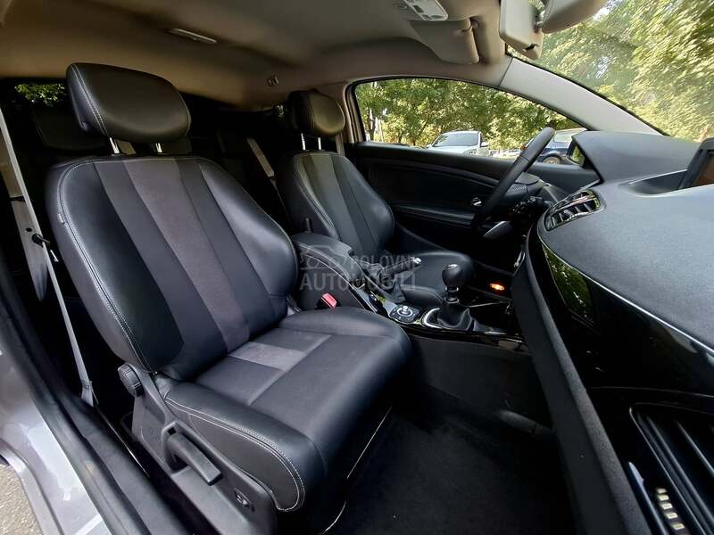 Renault Megane 1.9DCI BOSE EDITION