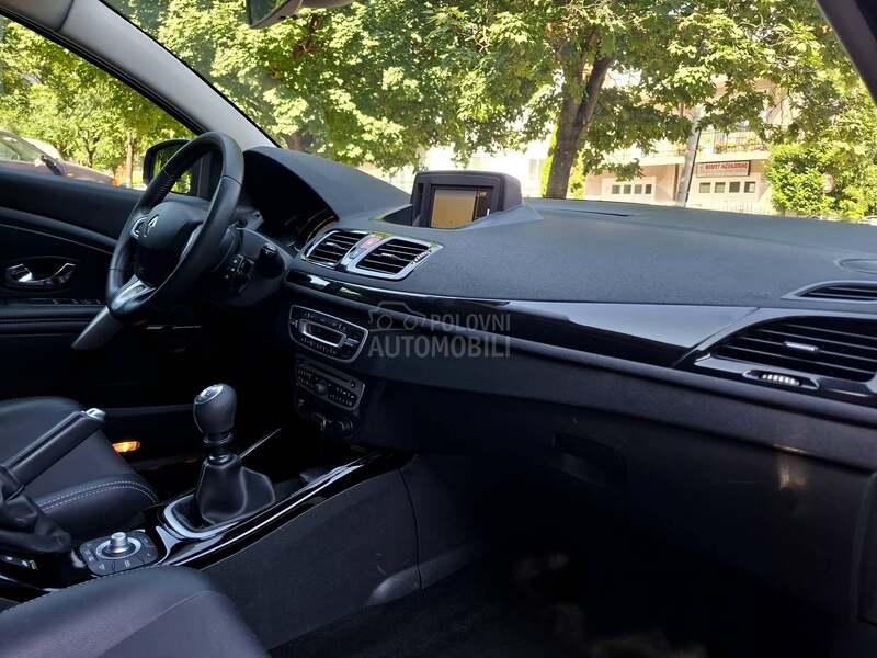 Renault Megane 1.9DCI BOSE EDITION