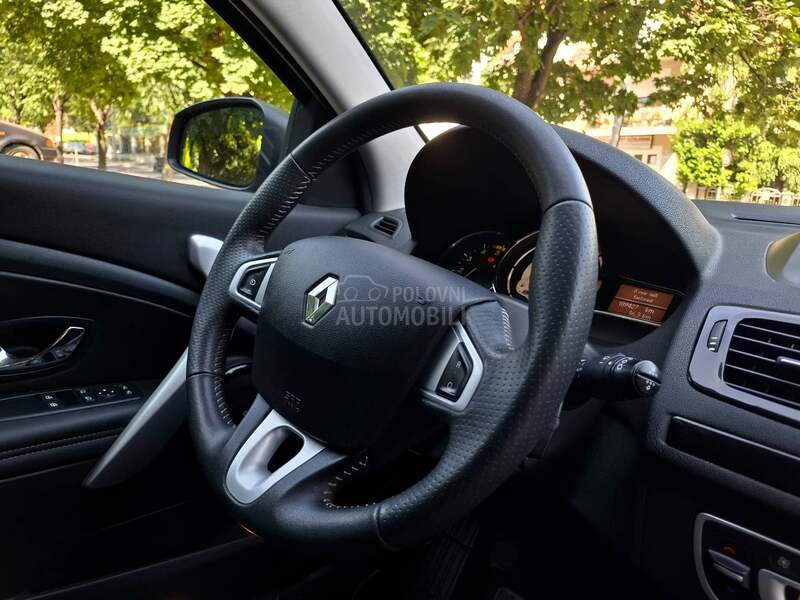 Renault Megane 1.9DCI BOSE EDITION