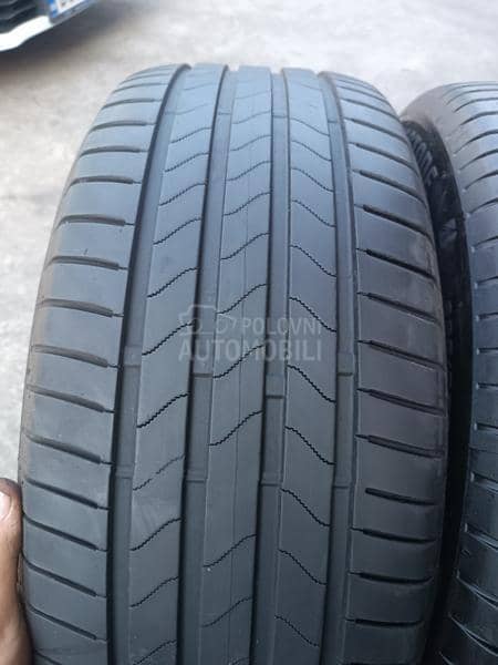 Bridgestone 225/55 R17 Letnja