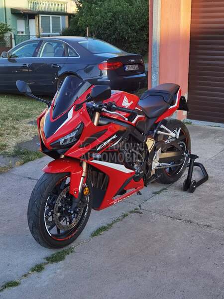 Honda CBR 650R