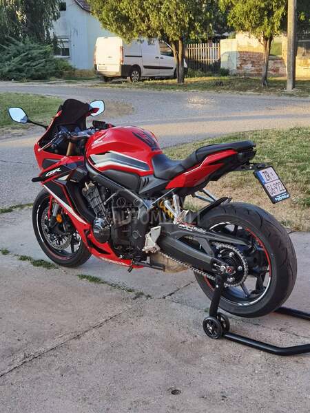 Honda CBR 650R