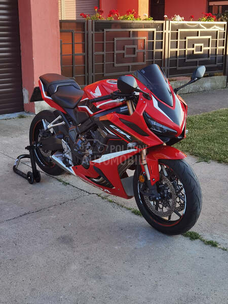 Honda CBR 650R