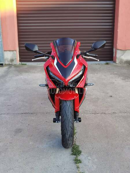 Honda CBR 650R