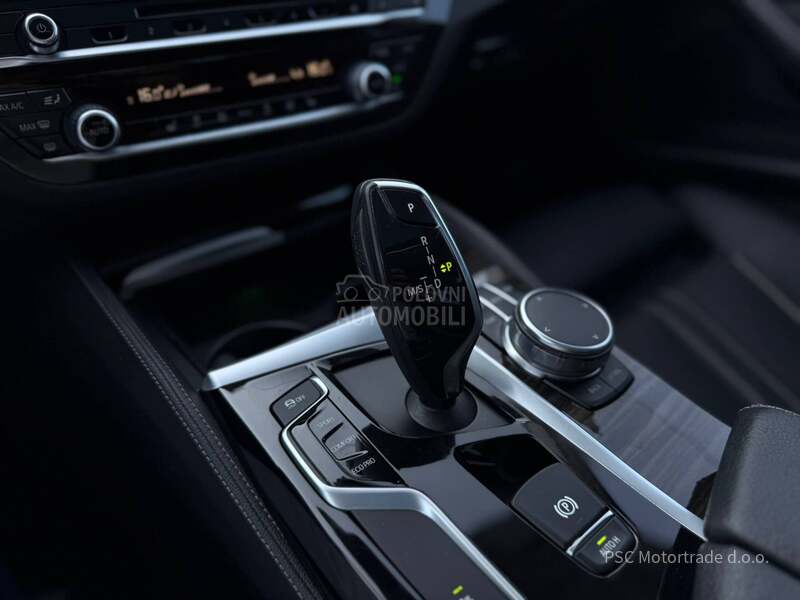 BMW 520 Luxury/Šiber/Kamera