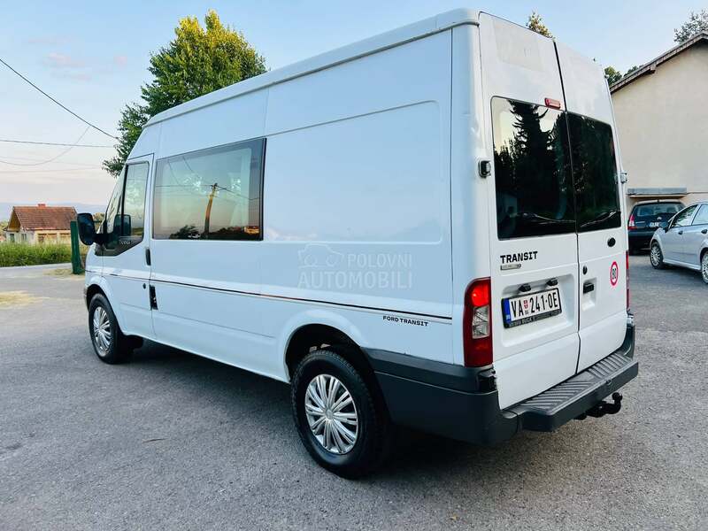 Ford Transit 6 sedista