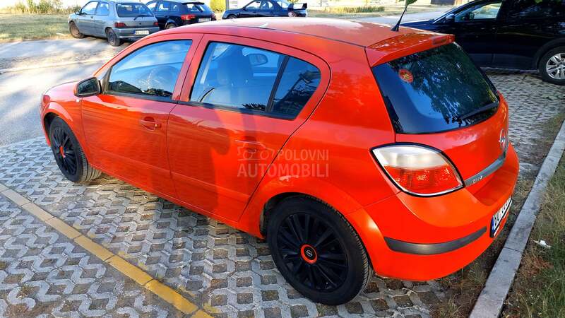 Opel Astra H Enjoy 1.6 Twinport