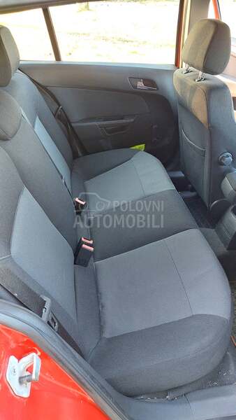 Opel Astra H Enjoy 1.6 Twinport