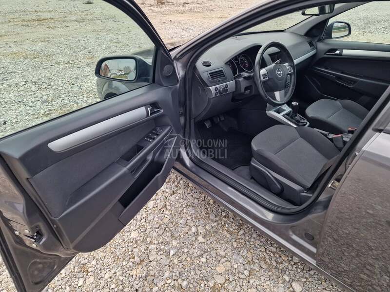Opel Astra H 1.3 CDTI