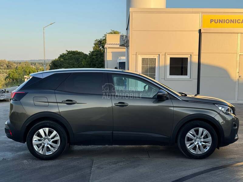 Peugeot 3008 PureTech  ALLURE
