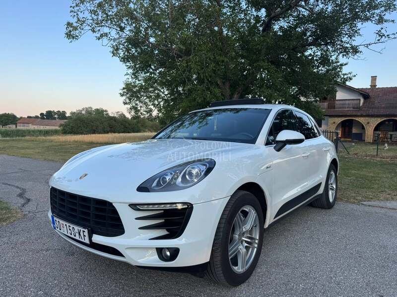 Porsche Macan 3.0 Macan S vazduh