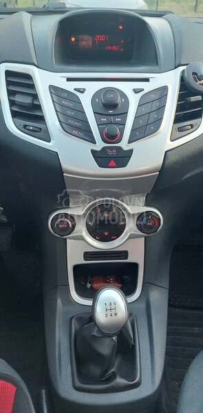 Ford Fiesta 1.4  TITANIJUM