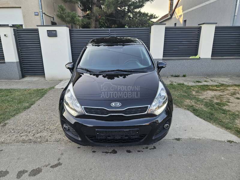 Kia Rio Max Oprema