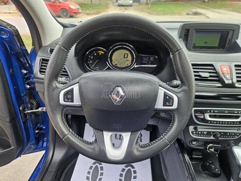 Renault Megane BOSE PANO AUT