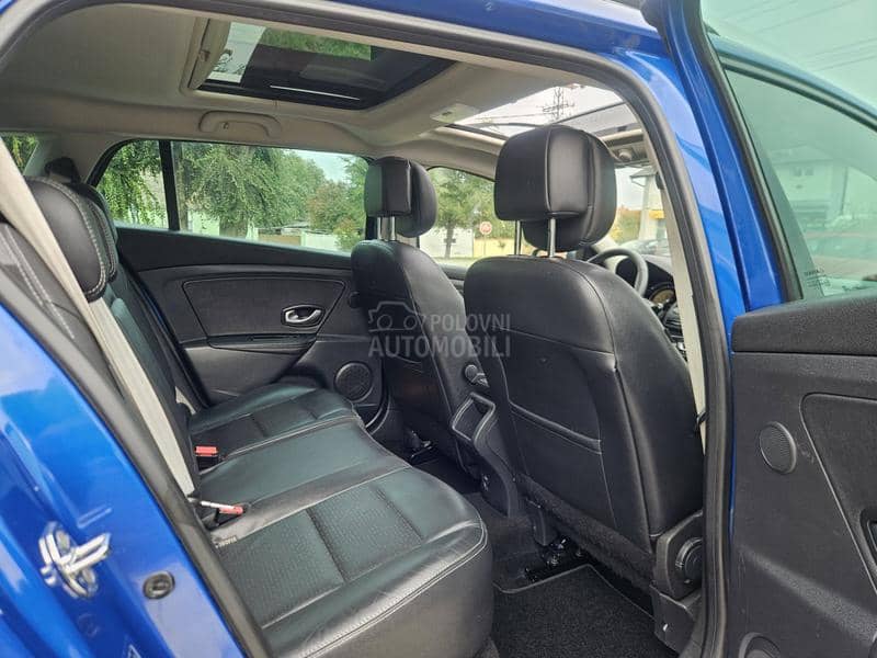 Renault Megane BOSE PANO AUT