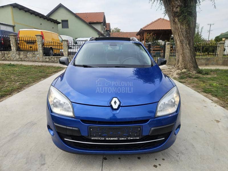 Renault Megane BOSE PANO AUT