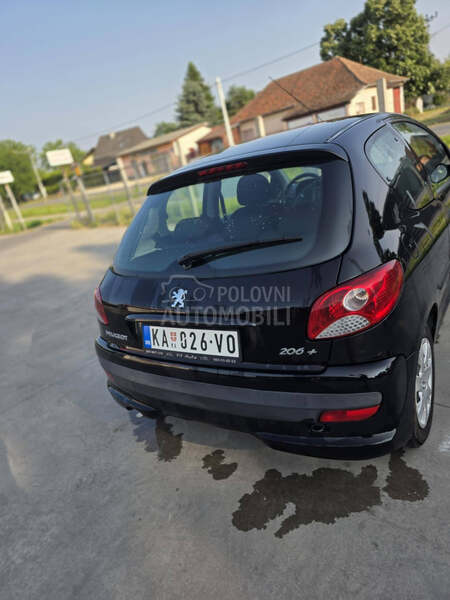 Peugeot 206 plus 