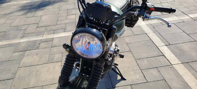 Triumph scrambler 900